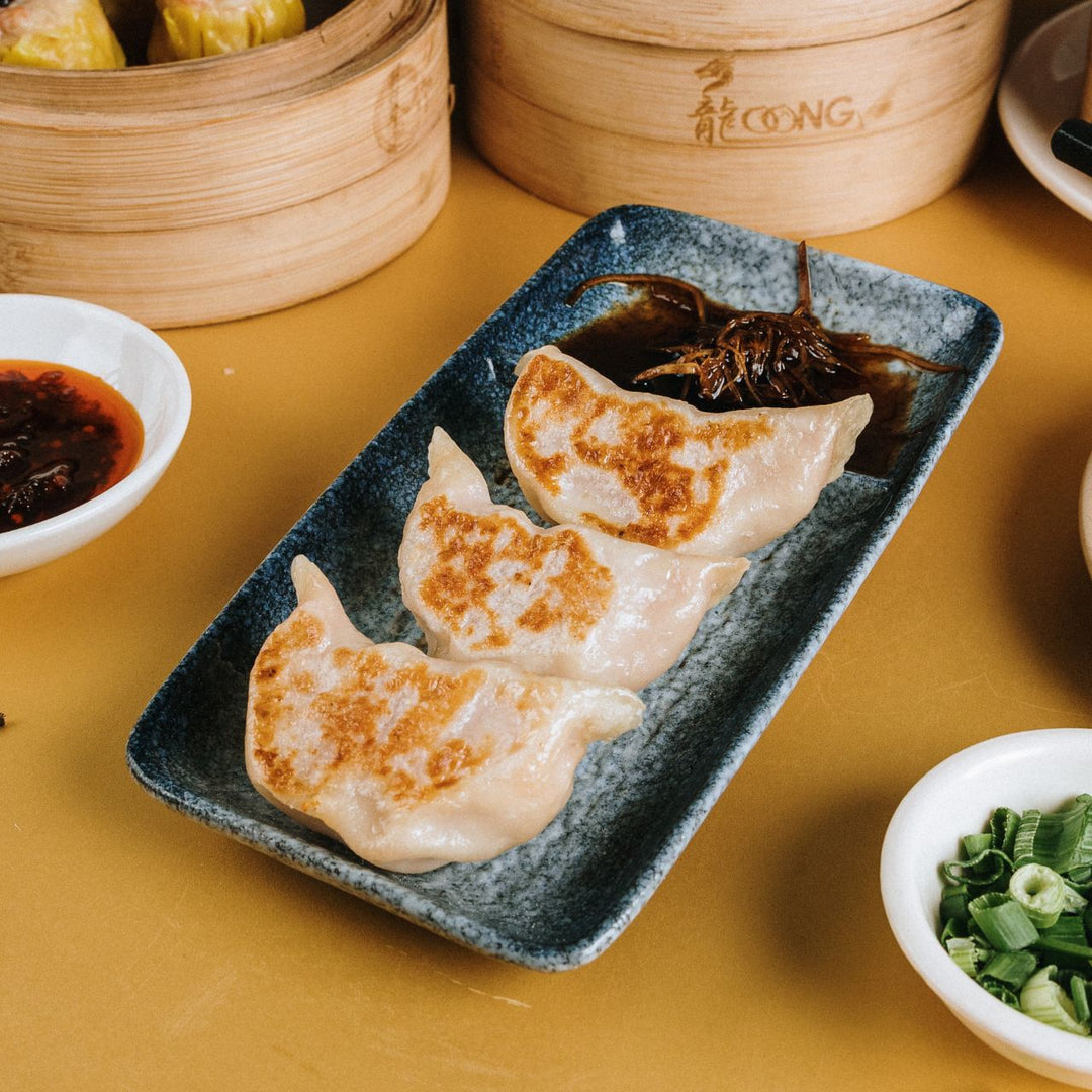 Chicken Gyoza with Kimchi | 香煎韩国泡菜饺